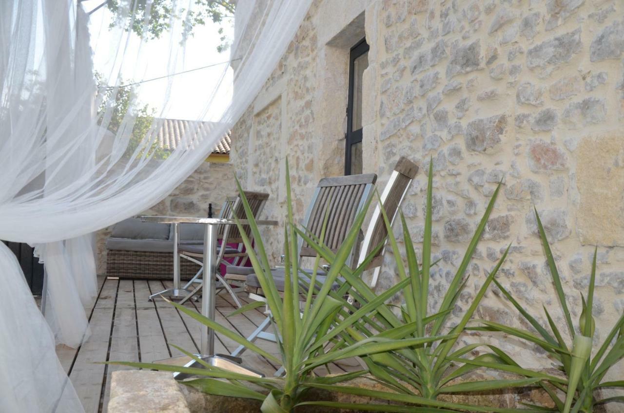 O2Suites Bernis Extérieur photo
