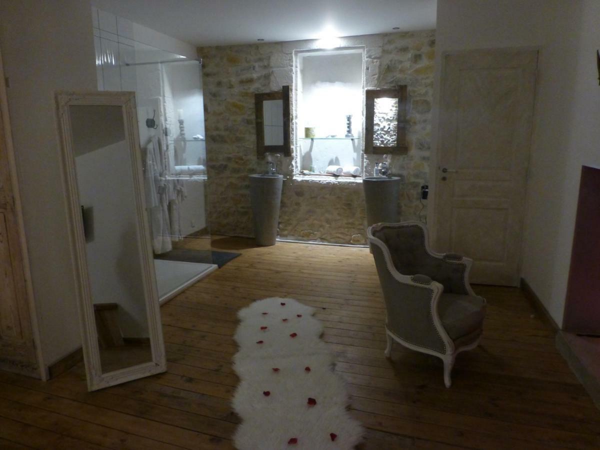 O2Suites Bernis Extérieur photo